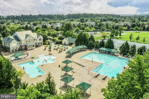 $899,900 | 43395 Briar Creek Terrace, Ashburn, VA 20147