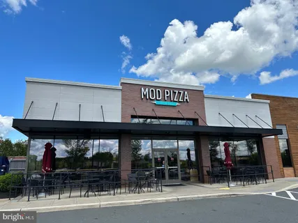 $899,900 | 43395 Briar Creek Terrace, Ashburn, VA 20147