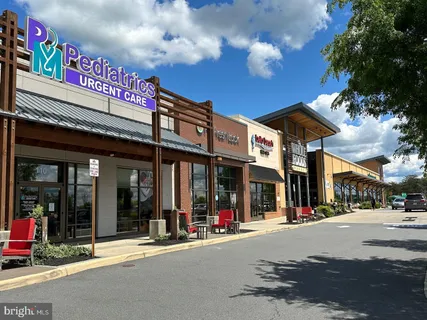 $899,900 | 43395 Briar Creek Terrace, Ashburn, VA 20147