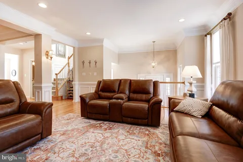 $899,900 | 43395 Briar Creek Terrace, Ashburn, VA 20147