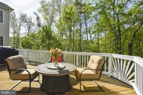 $899,900 | 43395 Briar Creek Terrace, Ashburn, VA 20147