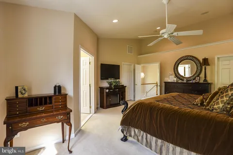 $899,900 | 43395 Briar Creek Terrace, Ashburn, VA 20147