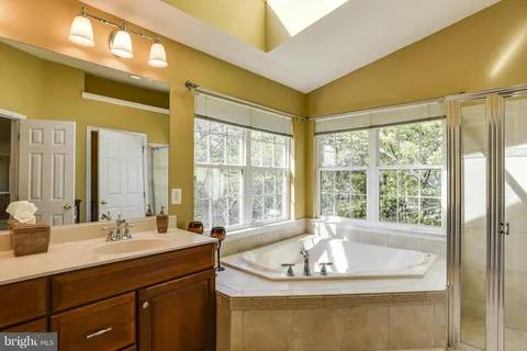 $899,900 | 43395 Briar Creek Terrace, Ashburn, VA 20147