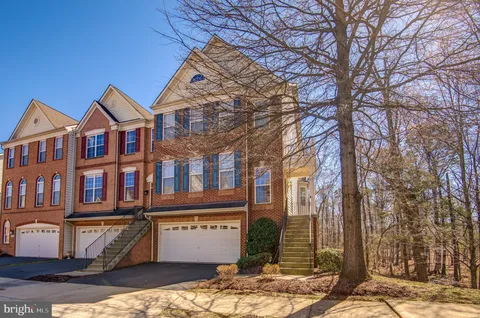 $899,900 | 43395 Briar Creek Terrace, Ashburn, VA 20147