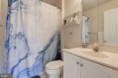 $899,900 | 43395 Briar Creek Terrace, Ashburn, VA 20147