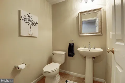 $899,900 | 43395 Briar Creek Terrace, Ashburn, VA 20147