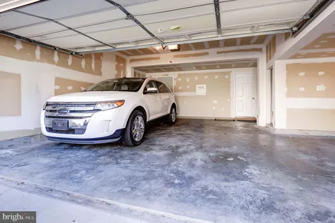 $899,900 | 43395 Briar Creek Terrace, Ashburn, VA 20147