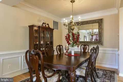 $899,900 | 43395 Briar Creek Terrace, Ashburn, VA 20147