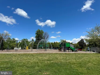 $899,900 | 43395 Briar Creek Terrace, Ashburn, VA 20147