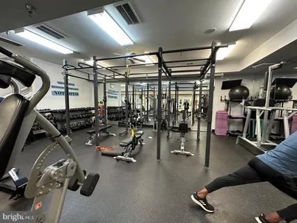 $899,900 | 43395 Briar Creek Terrace, Ashburn, VA 20147