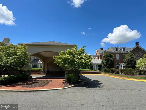 $899,900 | 43395 Briar Creek Terrace, Ashburn, VA 20147