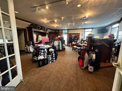 $899,900 | 43395 Briar Creek Terrace, Ashburn, VA 20147