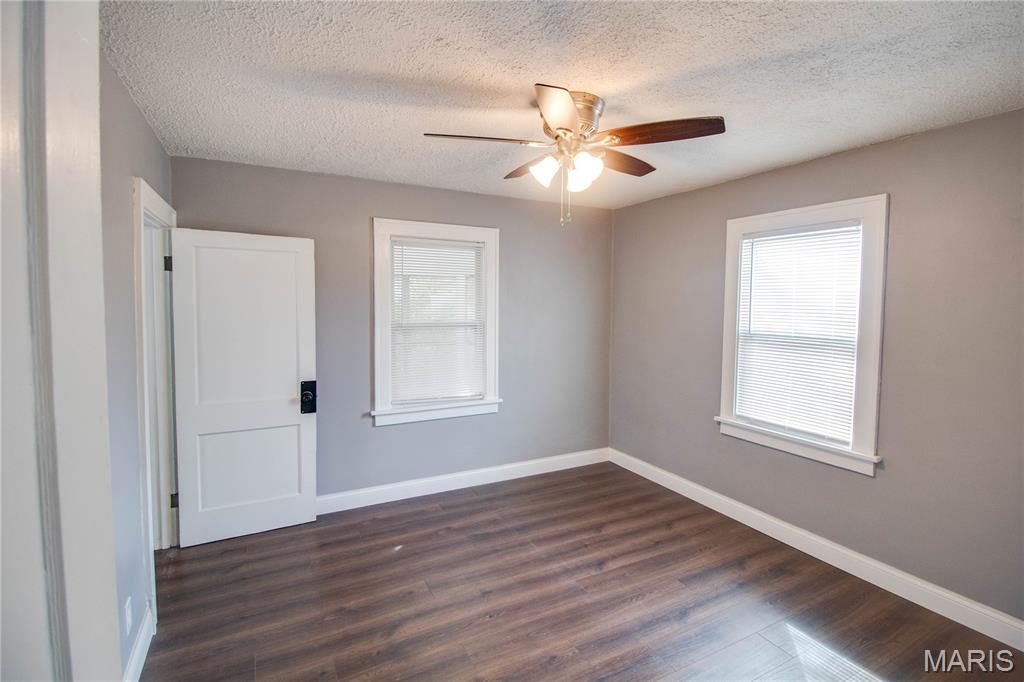 1913 State Street Alton, IL 62002 - Photo 16 of 34