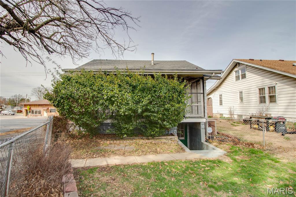 1913 State Street Alton, IL 62002 - Photo 29 of 34