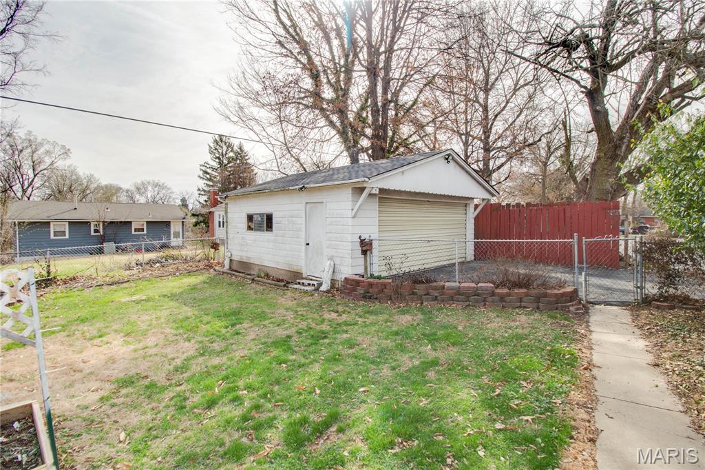 1913 State Street Alton, IL 62002 - Photo 32 of 34