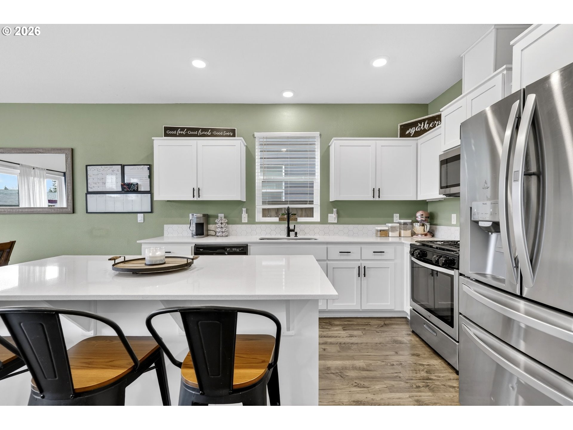 900 Ben Brown Lane Woodburn, OR 97071 - Photo 4 of 43 Kitchen