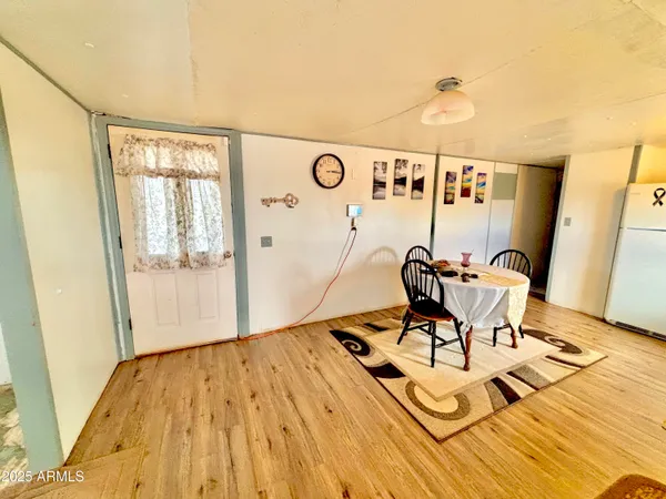 a view of utility room