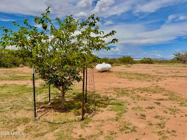 $79,900 | 6910 North Blackberry Place, McNeal, AZ 85617