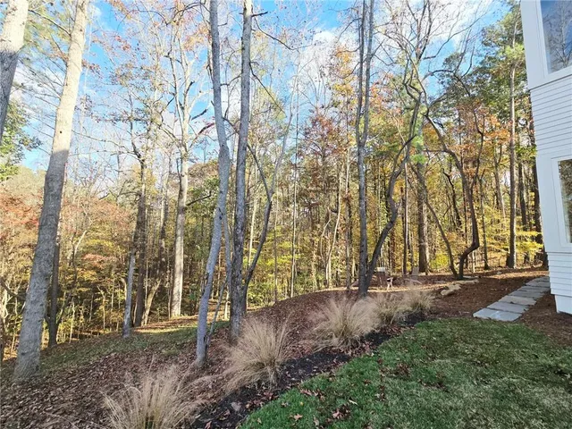 $1,499,999 | 160 Cedarwood Lane, Roswell, GA 30075