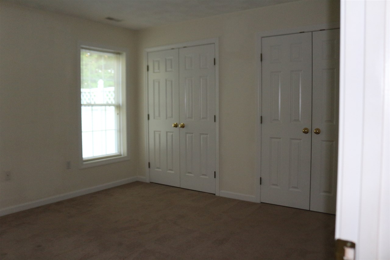 32 Hadleigh Road, Unit 32 Windham, NH 03087 - Photo 16 of 40