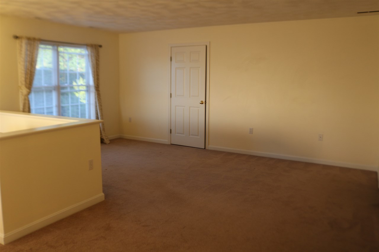 32 Hadleigh Road, Unit 32 Windham, NH 03087 - Photo 21 of 40