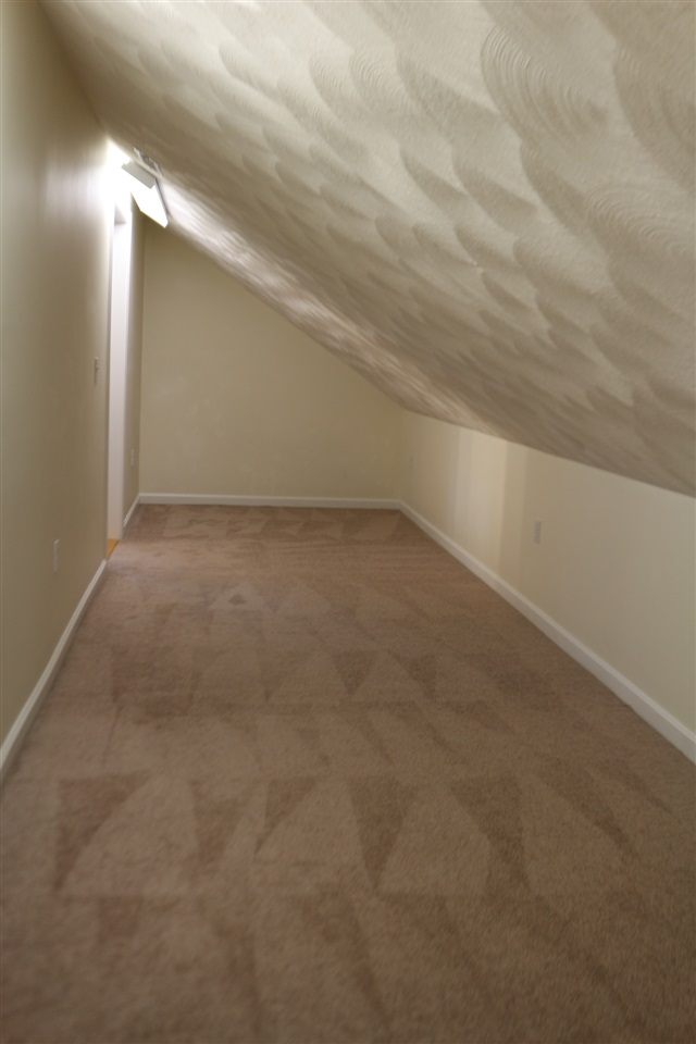32 Hadleigh Road, Unit 32 Windham, NH 03087 - Photo 27 of 40