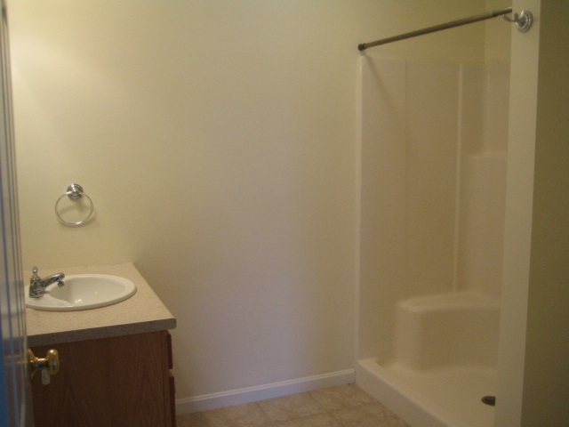 32 Hadleigh Road, Unit 32 Windham, NH 03087 - Photo 29 of 40