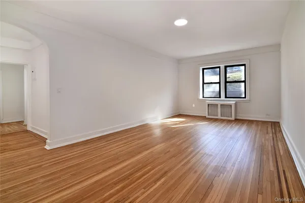 $265,000 | 590 East 3rd Street, Unit MK, Mount Vernon, NY 10553