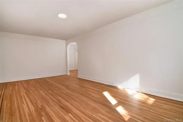 $265,000 | 590 East 3rd Street, Unit MK, Mount Vernon, NY 10553