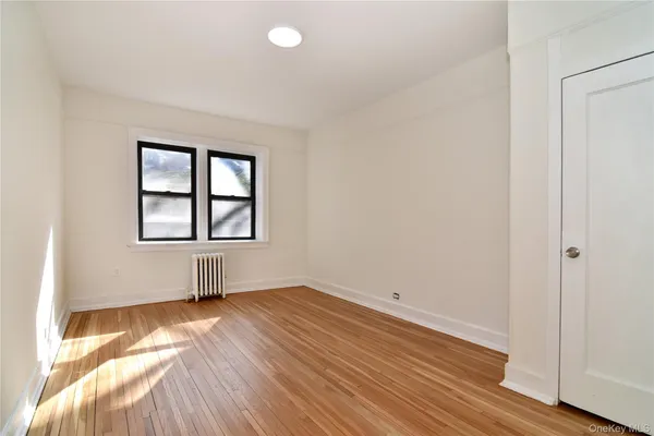 $265,000 | 590 East 3rd Street, Unit MK, Mount Vernon, NY 10553