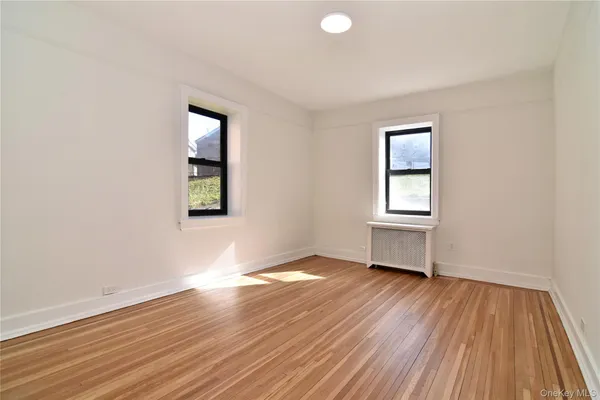 $265,000 | 590 East 3rd Street, Unit MK, Mount Vernon, NY 10553