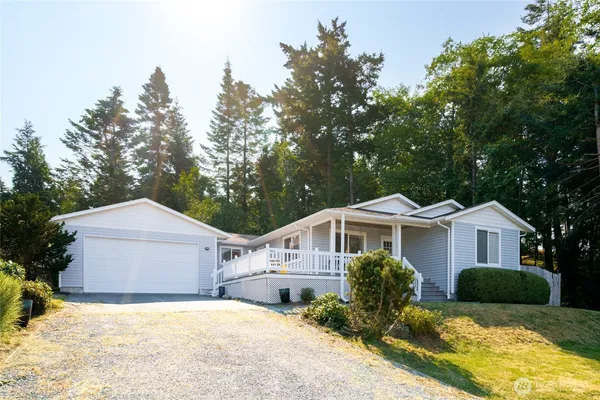 $399,000 | 744 Shelter Bay Drive, La Conner, WA 98257