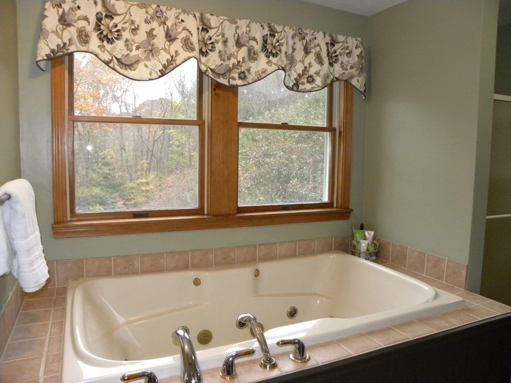 54 Gould Road Charlton, MA 01507 - Photo 14 of 42 Gallery Image 14