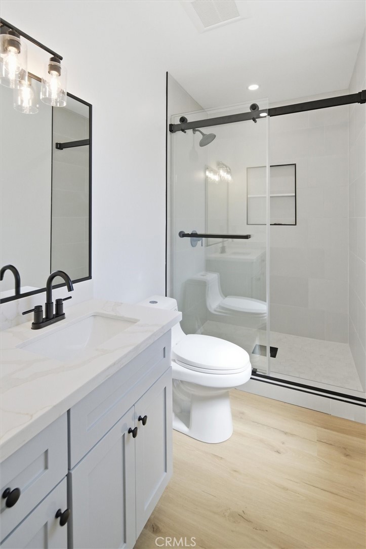 12138 Wright Road Lynwood, CA 90262 - Photo 11 of 54