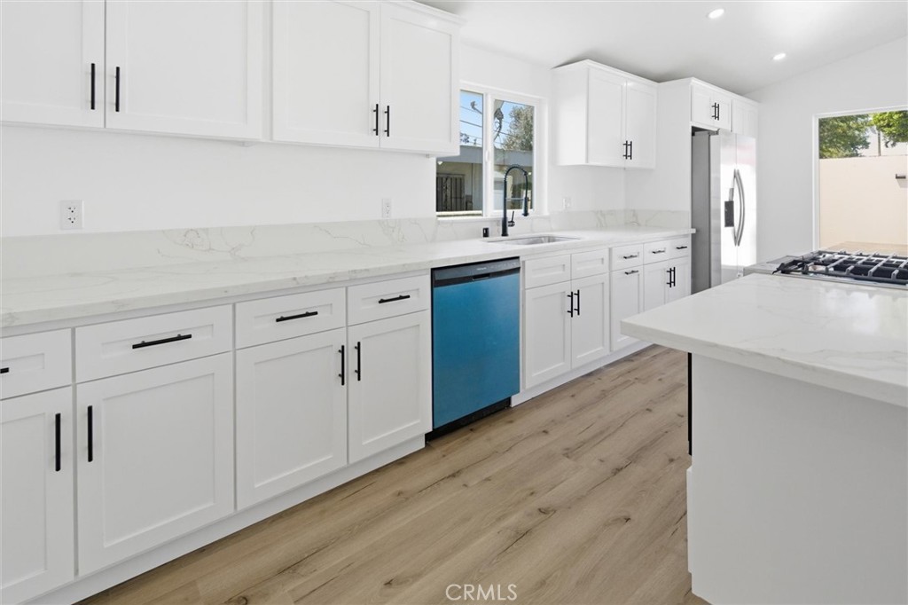 12138 Wright Road Lynwood, CA 90262 - Photo 15 of 54