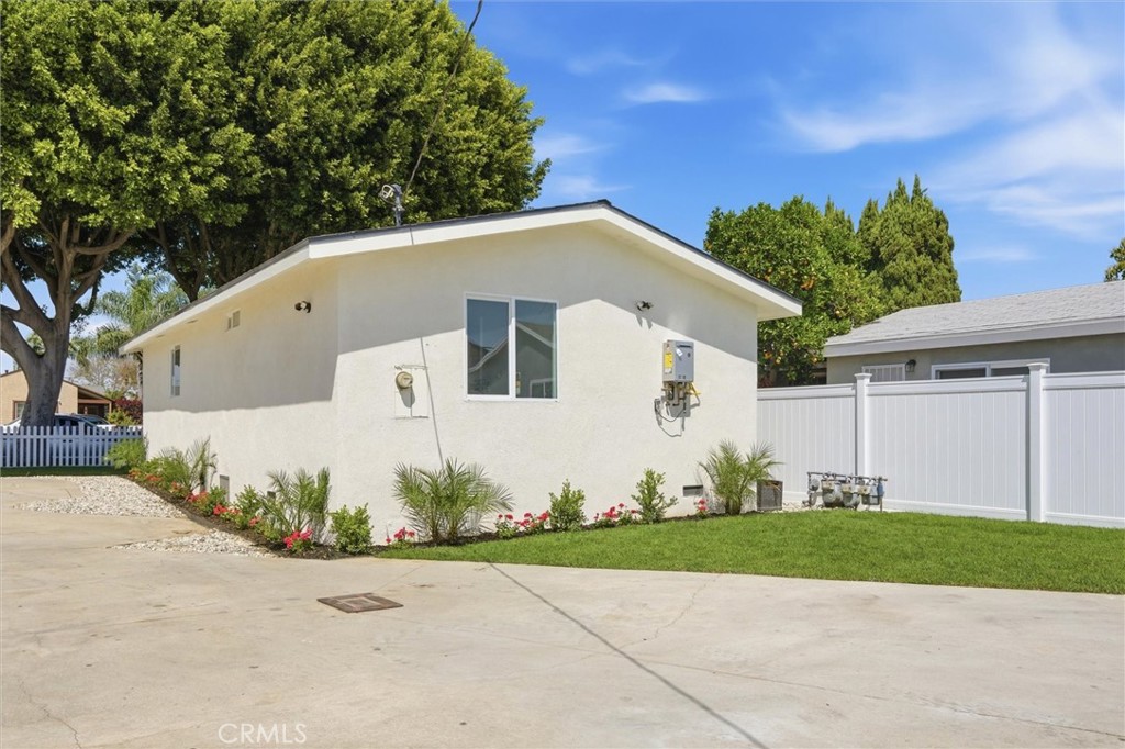 12138 Wright Road Lynwood, CA 90262 - Photo 51 of 54