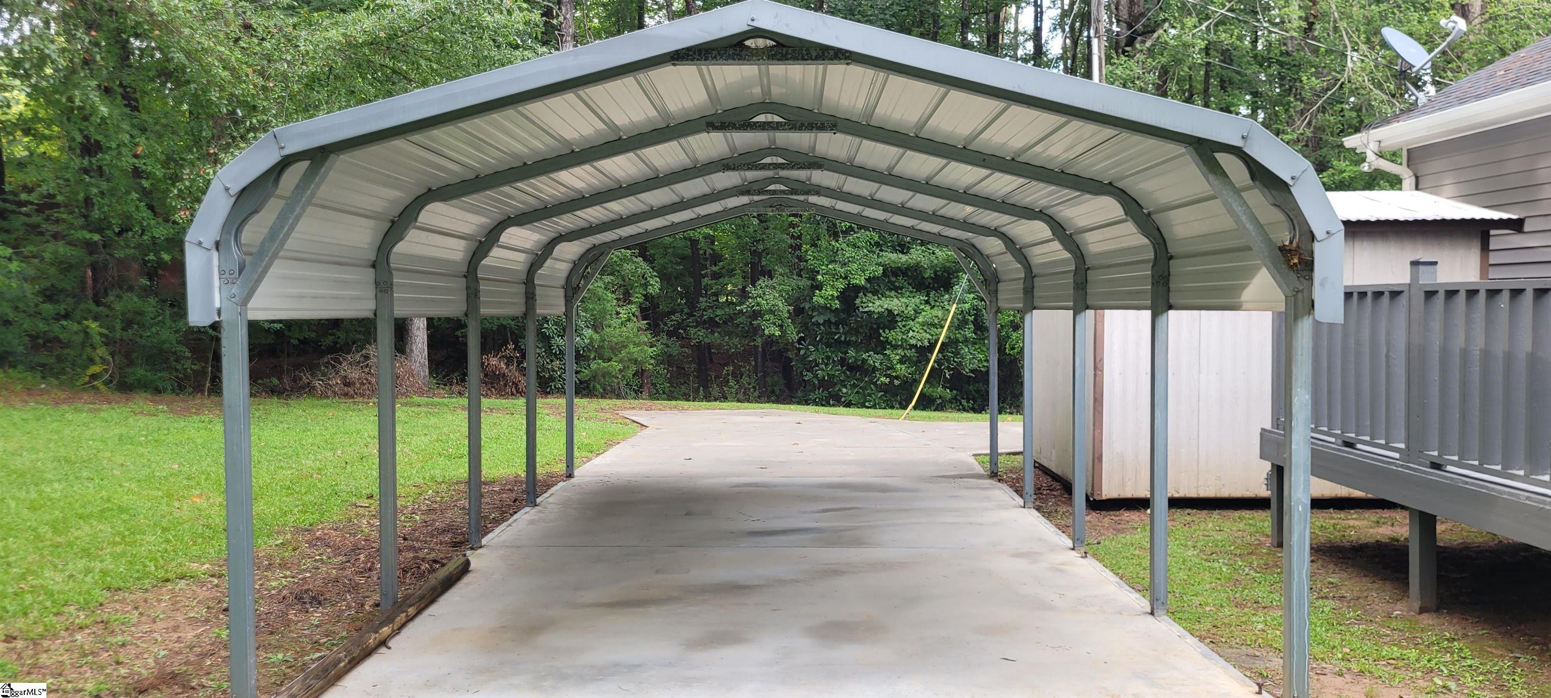 104 Hilltop Road Laurens, SC 29360 - Photo 3 of 17 Gallery Image 3