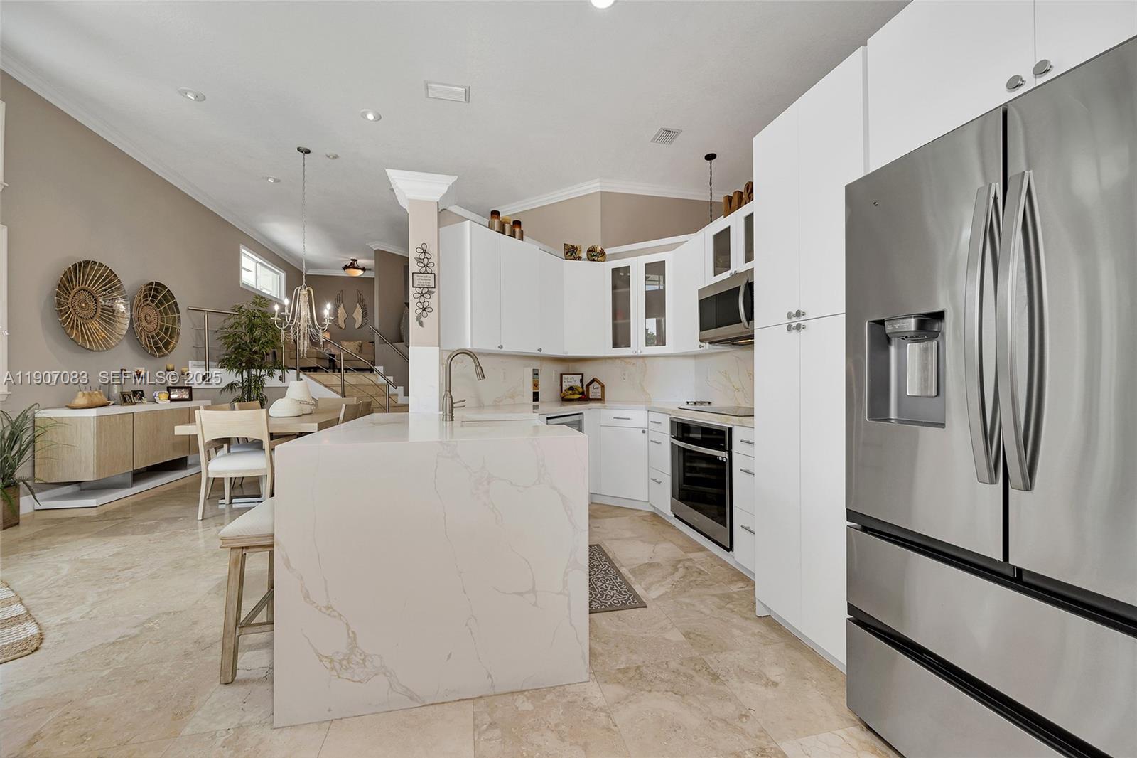 8025 Southwest 91 Avenue Miami, FL 33173 - Photo 25 of 51