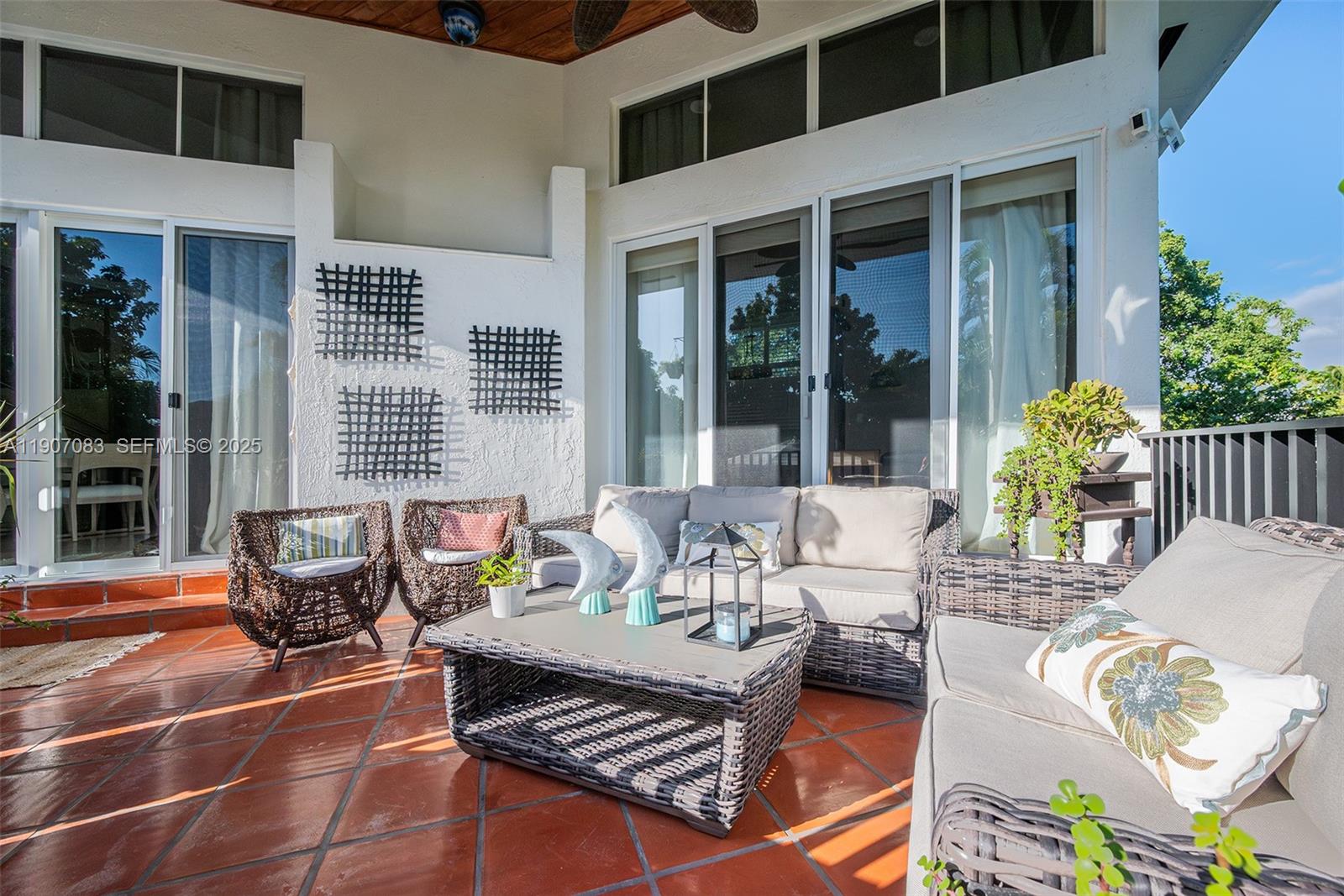 8025 Southwest 91 Avenue Miami, FL 33173 - Photo 39 of 51