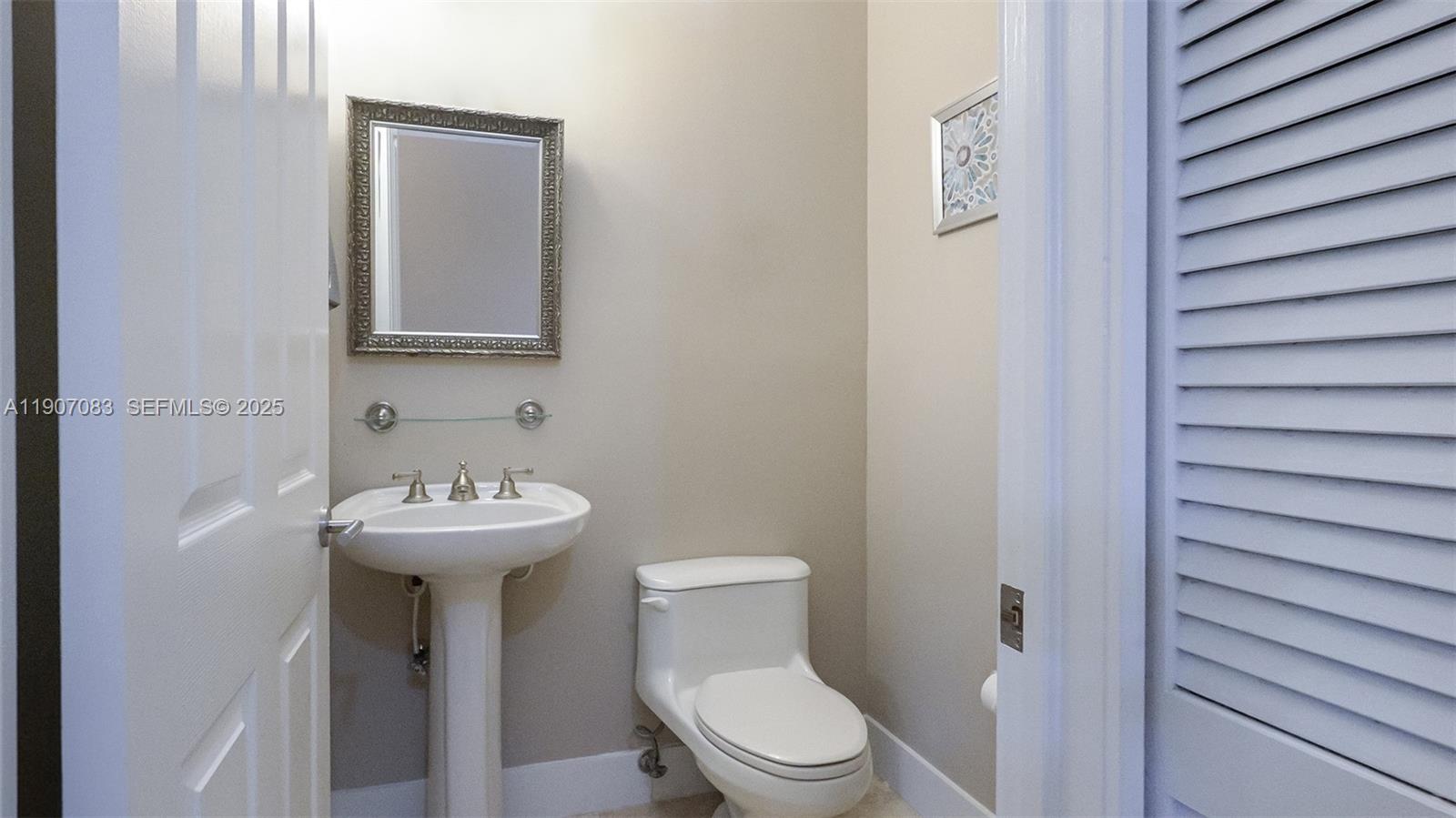 8025 Southwest 91 Avenue Miami, FL 33173 - Photo 50 of 51