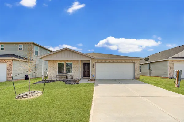$215,000 | 15694 Briar Forest Drive, Conroe, TX 77306