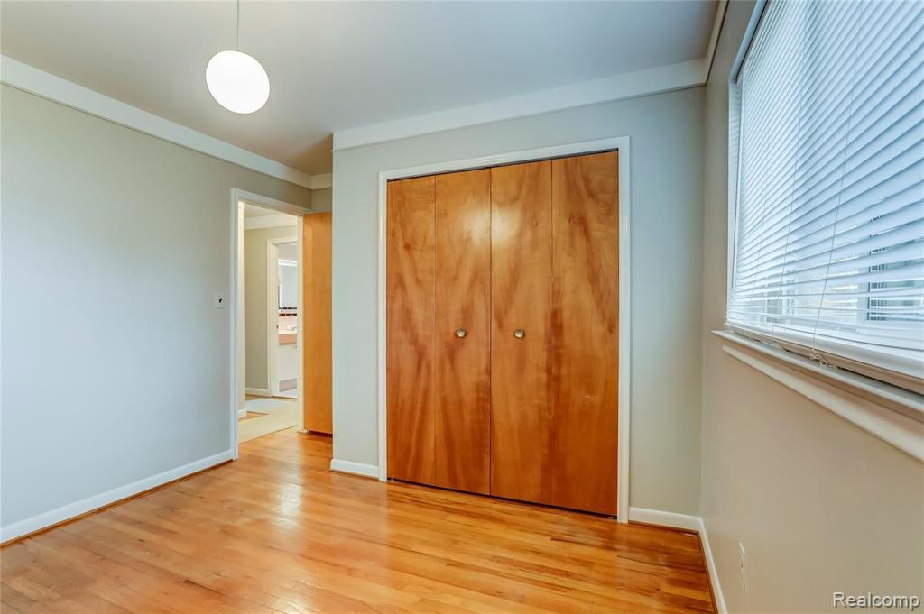 11461 Racine Road Warren, MI 48093 - Photo 14 of 29