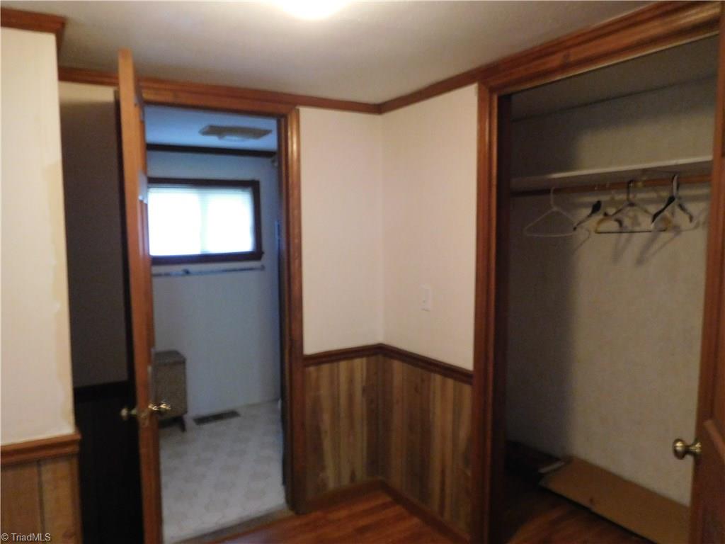 1326 Old Greensboro Road High Point, NC 27265 - Photo 9 of 25 Gallery Image 9