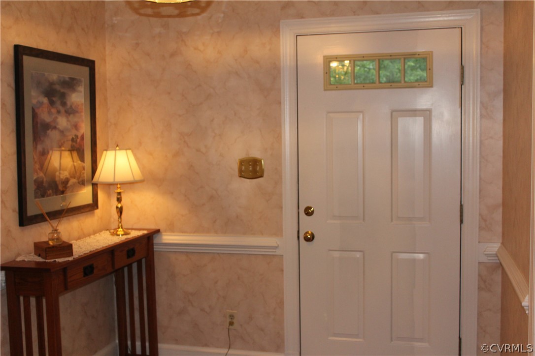 2420 Castle Hill Road Midlothian, VA 23113 - Photo 4 of 48 Gallery Image 4