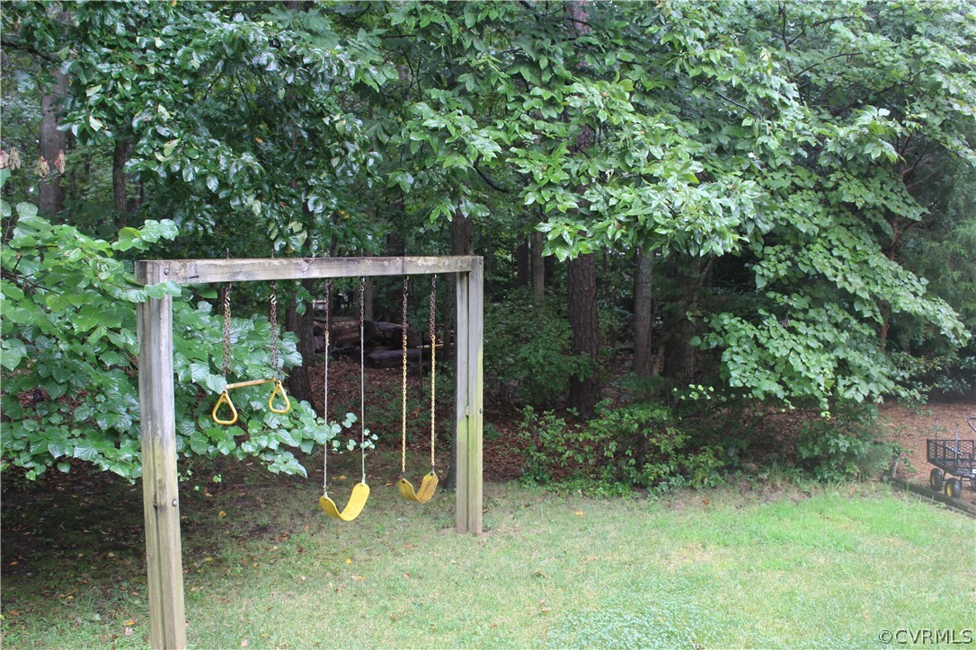 2420 Castle Hill Road Midlothian, VA 23113 - Photo 41 of 48 Gallery Image 41