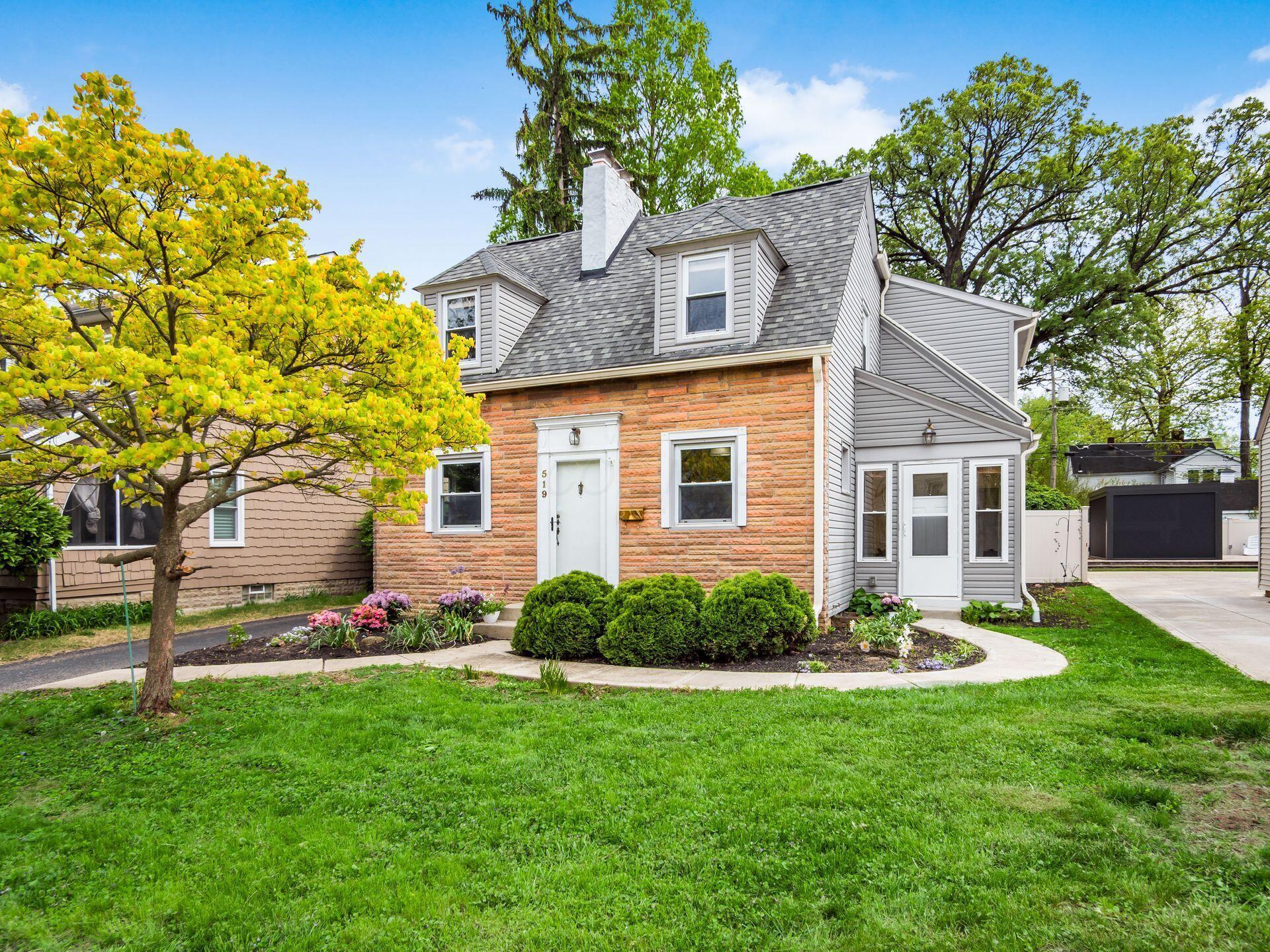 519 East Torrence Road Columbus, OH 43214 - Photo 1 of 64 006_2350_A 519 E Torrence 144