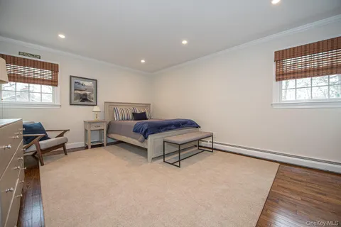 $1,100,000 | 33 Northwood Circle, Huntington, NY 11743