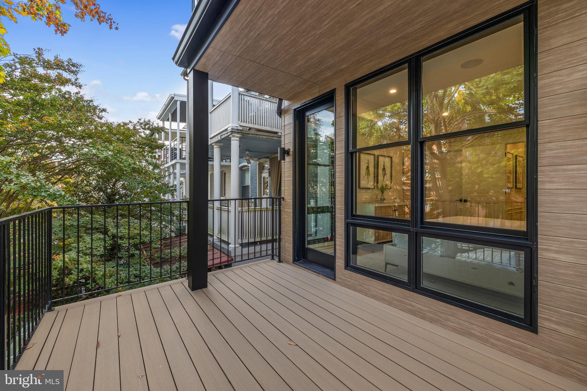 2833 27th Street Northwest Washington, DC 20008 - Photo 30 of 68