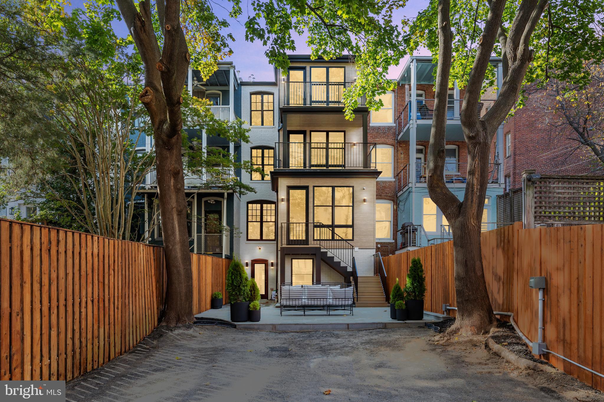 2833 27th Street Northwest Washington, DC 20008 - Photo 64 of 68