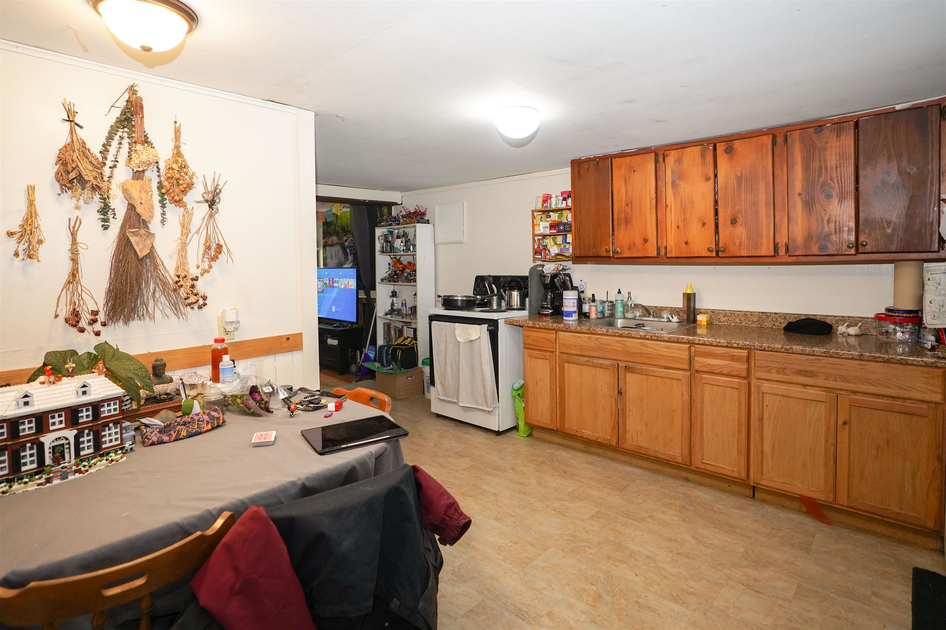 77 Railroad Street Johnson, VT 05656 - Photo 12 of 31